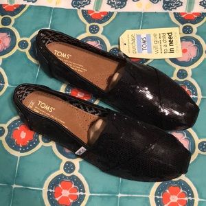 NWT Black Sequined Toms size 9